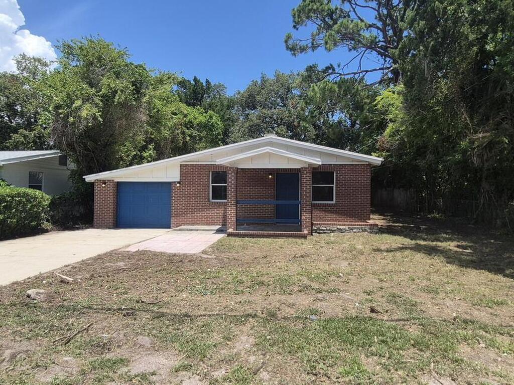 618 Aurora Street, South Daytona, FL 32119