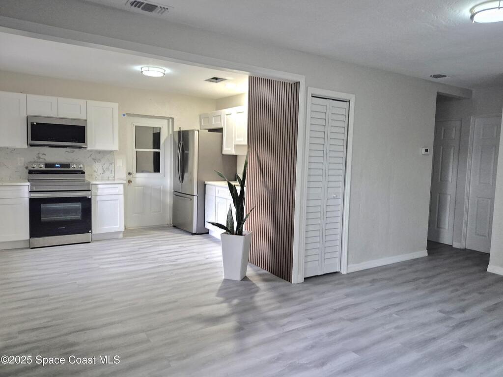 618 Aurora Street, South Daytona, FL 32119