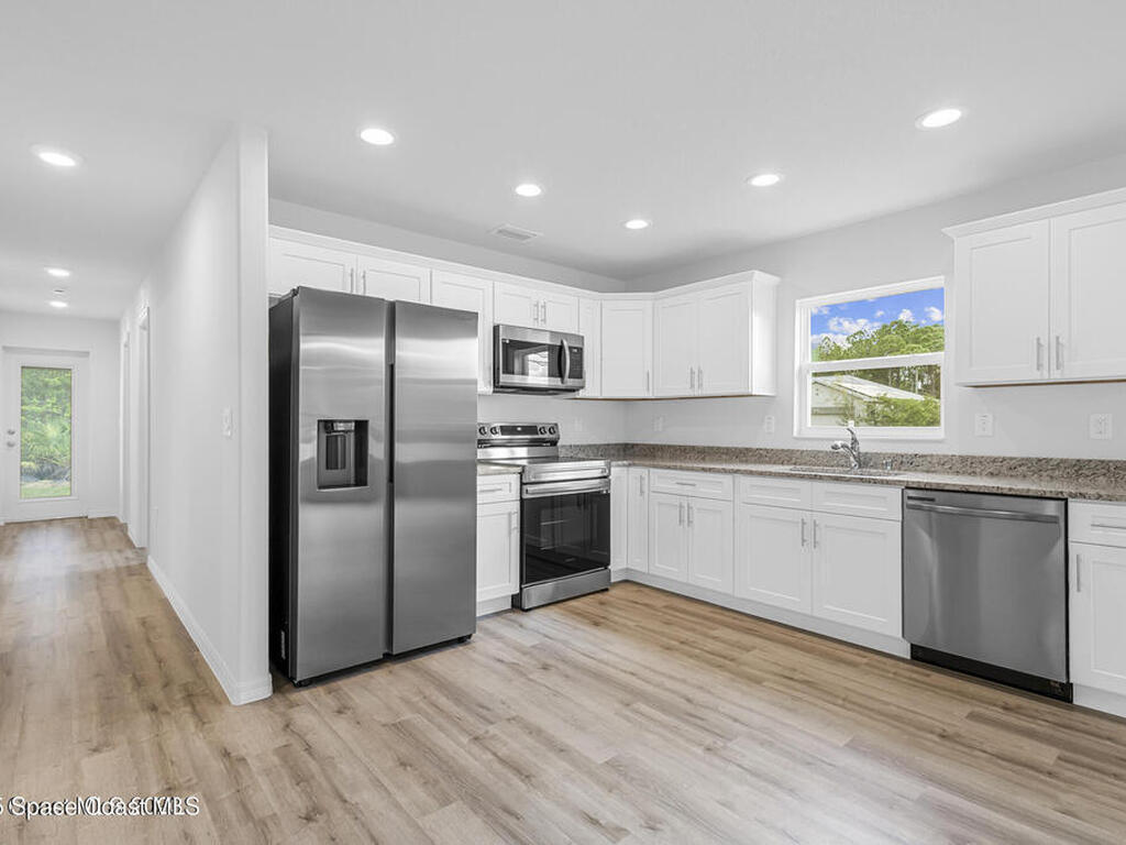 2870 San Filippo Drive, Palm Bay, FL 32909