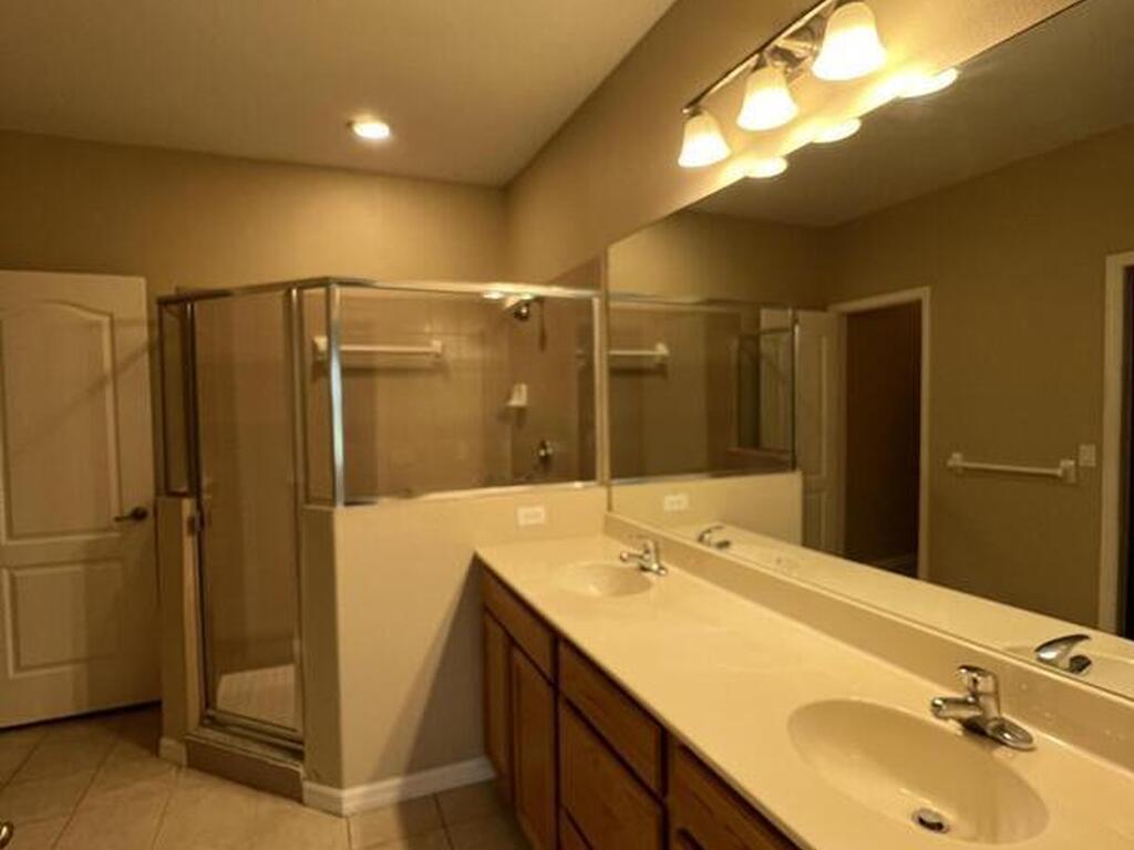 1040 Venetian Drive, Melbourne, FL 32904