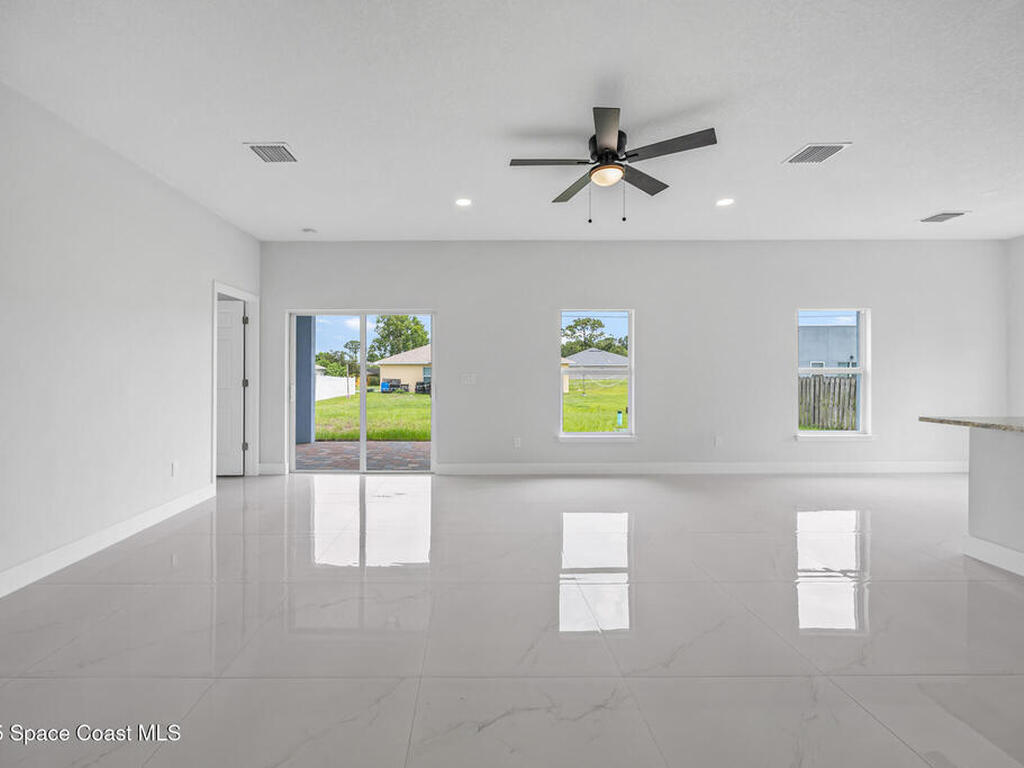 947 Hutchins Street, Palm Bay, FL 32909