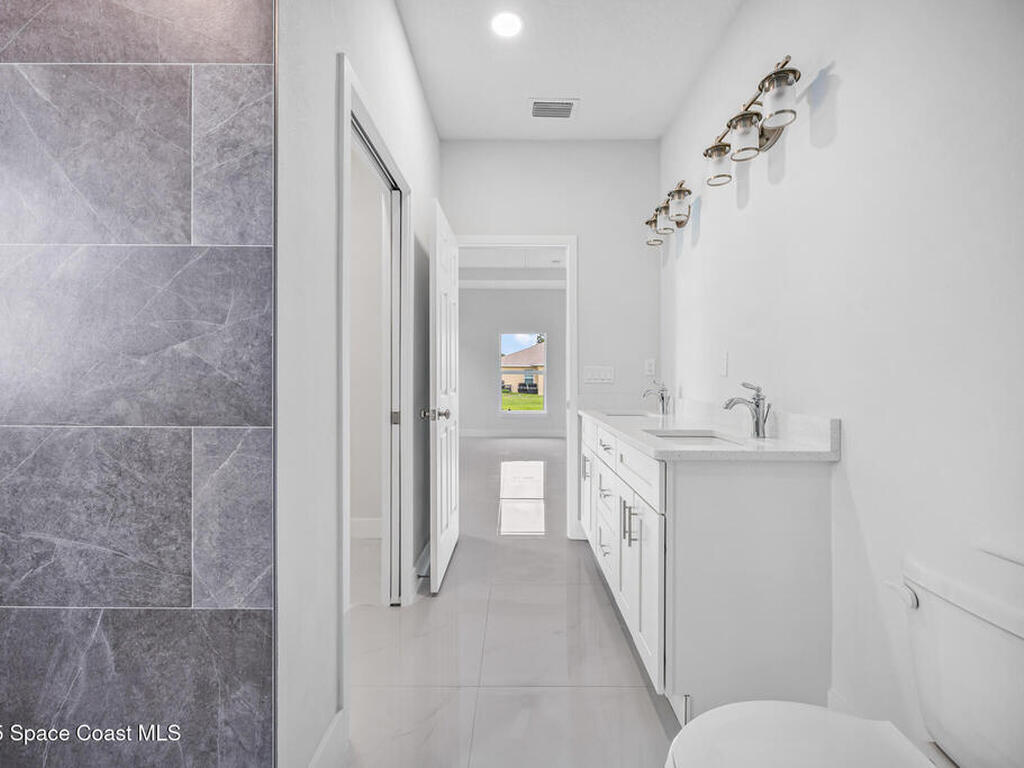 947 Hutchins Street, Palm Bay, FL 32909