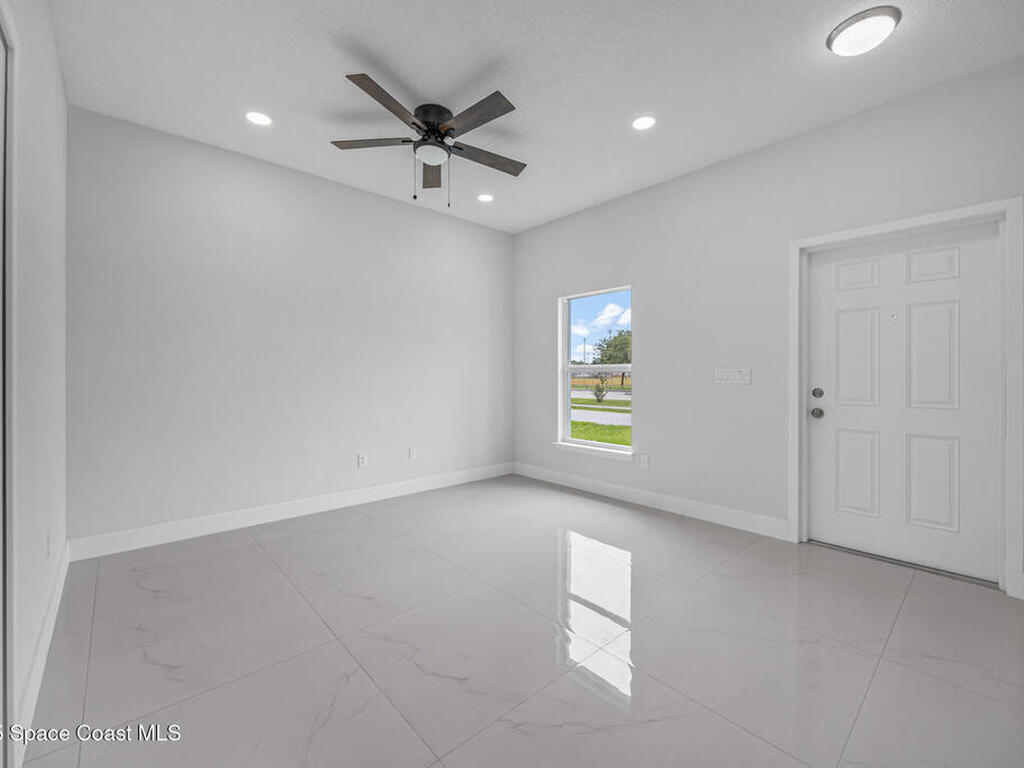 947 Hutchins Street, Palm Bay, FL 32909