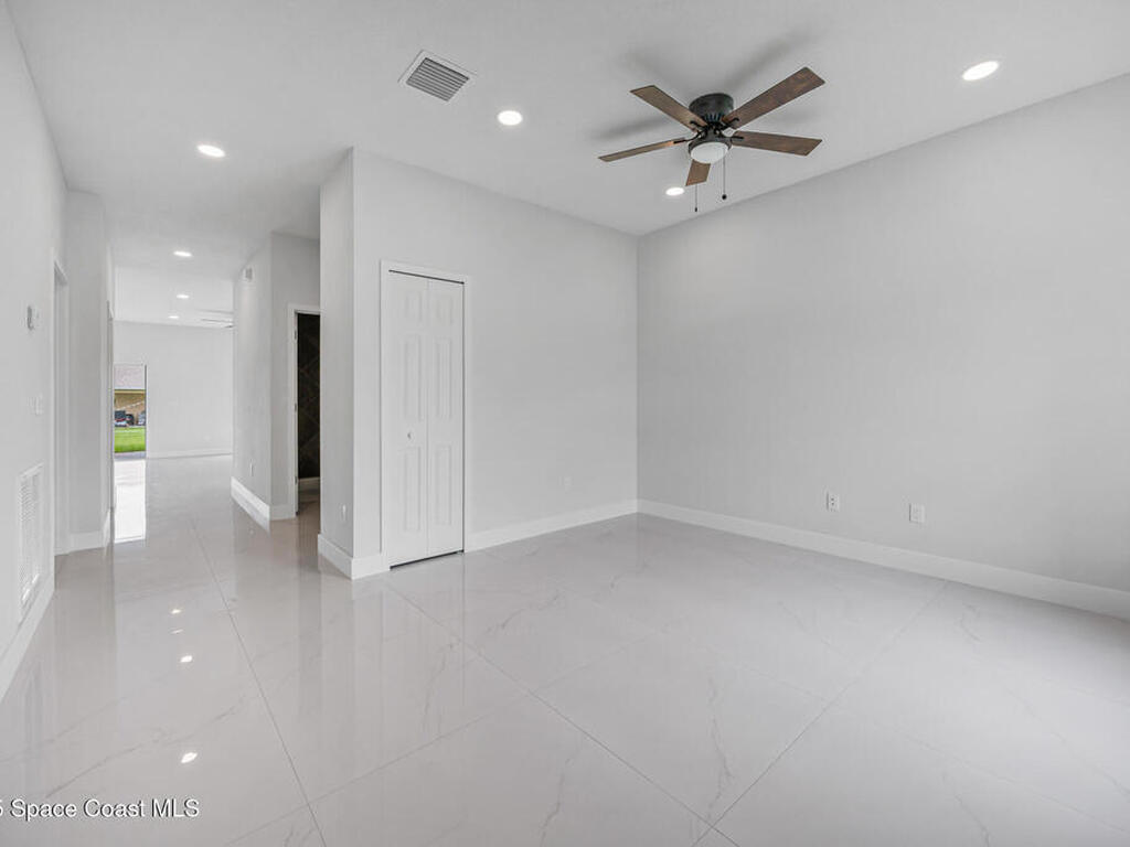 947 Hutchins Street, Palm Bay, FL 32909