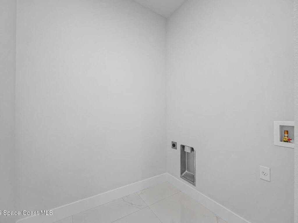 947 Hutchins Street, Palm Bay, FL 32909