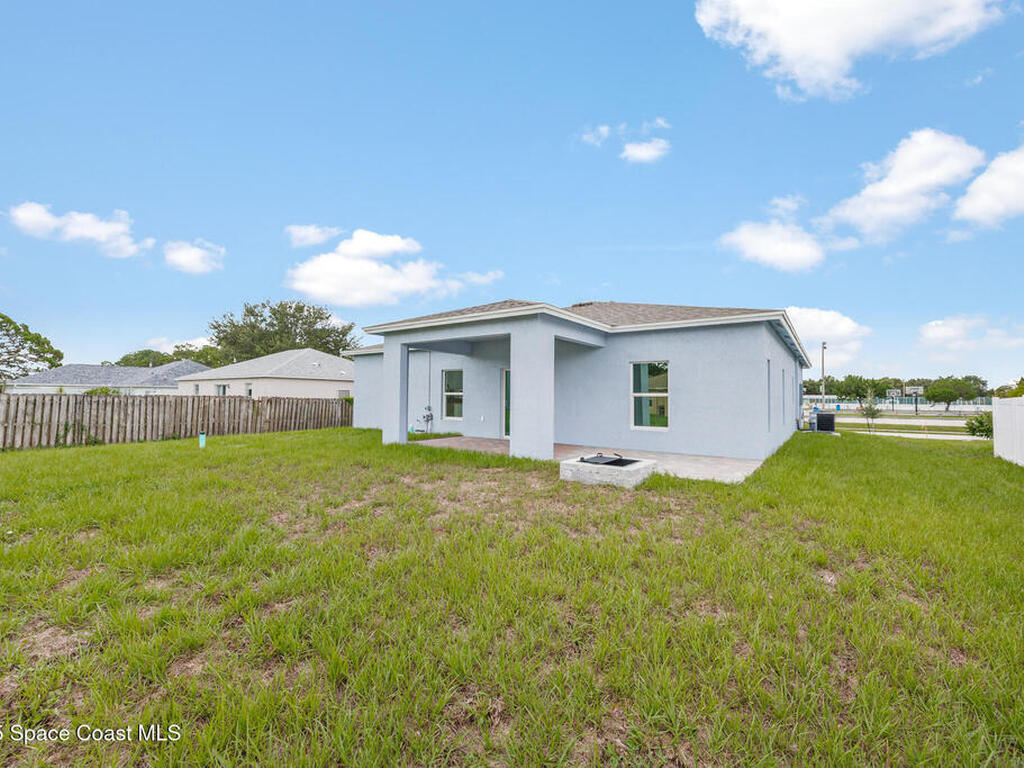 947 Hutchins Street, Palm Bay, FL 32909