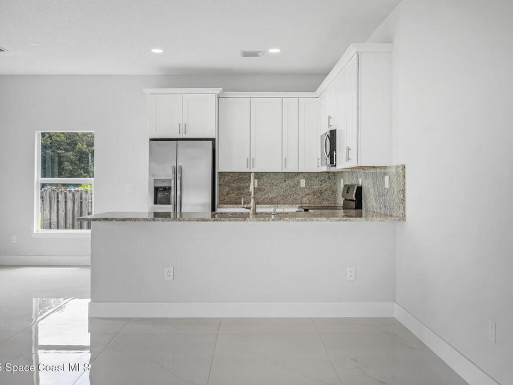 947 Hutchins Street, Palm Bay, FL 32909