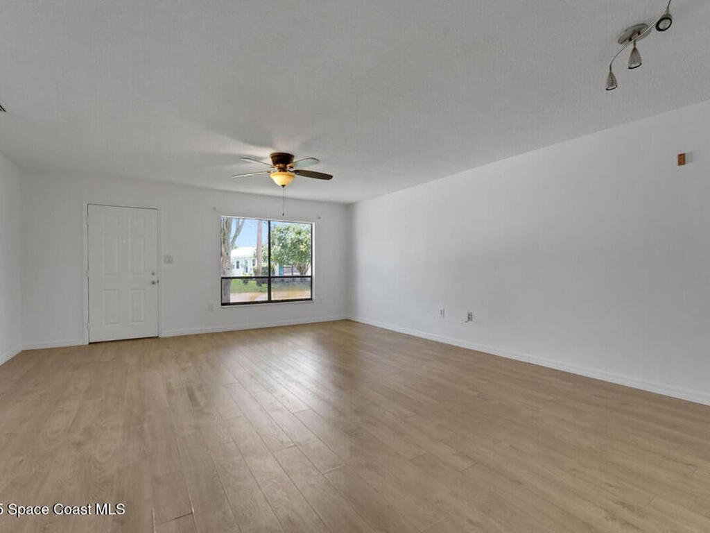 105 Mcneela Drive, Titusville, FL 32796