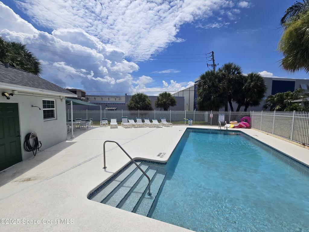 36 Sunset Street, Satellite Beach, FL 32937