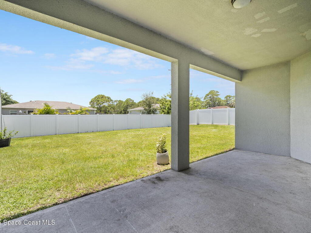 1580 Walker Street, Palm Bay, FL 32909