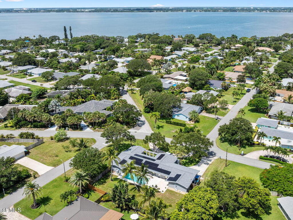 303 Shannon Avenue, Melbourne Beach, FL 32951