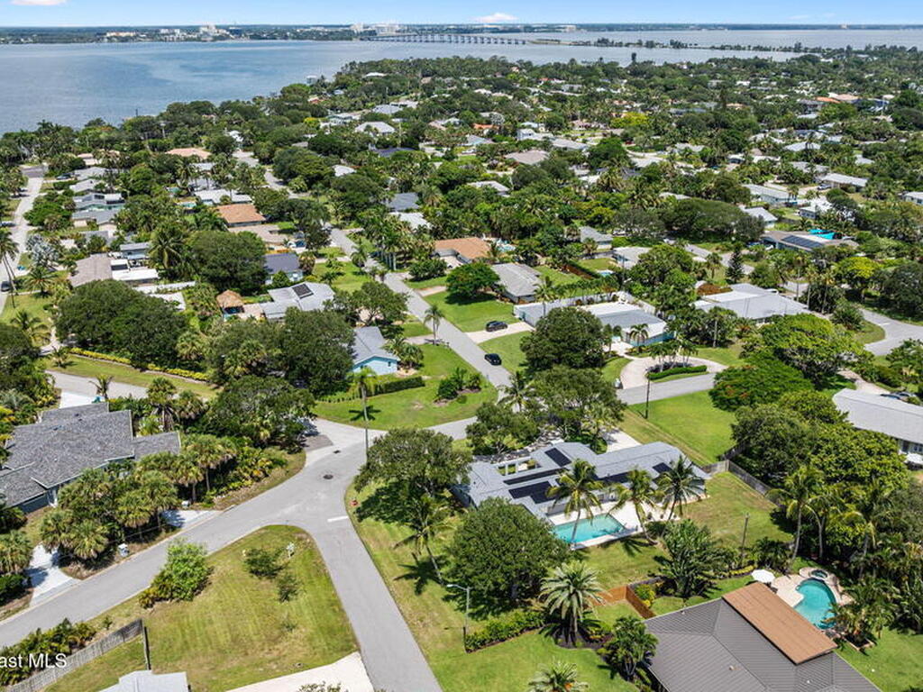 303 Shannon Avenue, Melbourne Beach, FL 32951