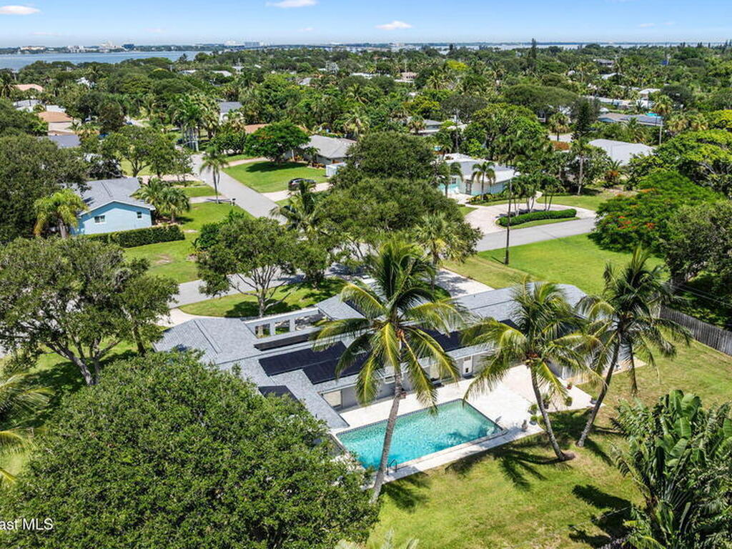 303 Shannon Avenue, Melbourne Beach, FL 32951