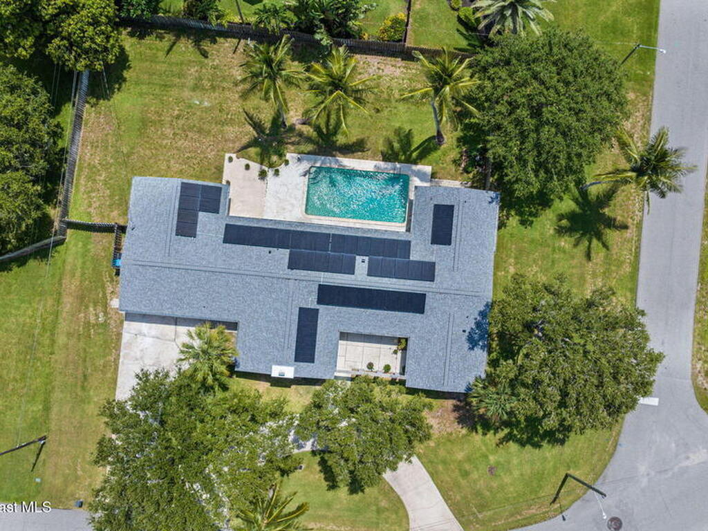 303 Shannon Avenue, Melbourne Beach, FL 32951