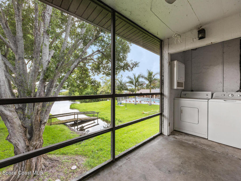 2334 Golf Lake Circle, Melbourne, FL 32935