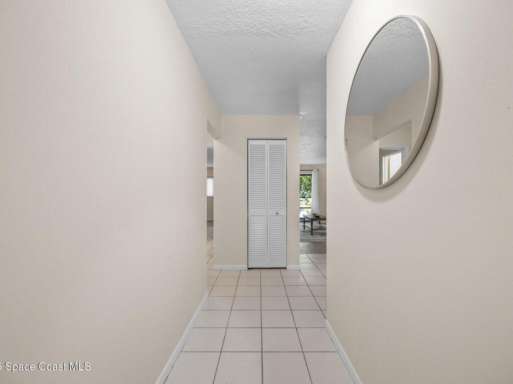 2334 Golf Lake Circle, Melbourne, FL 32935