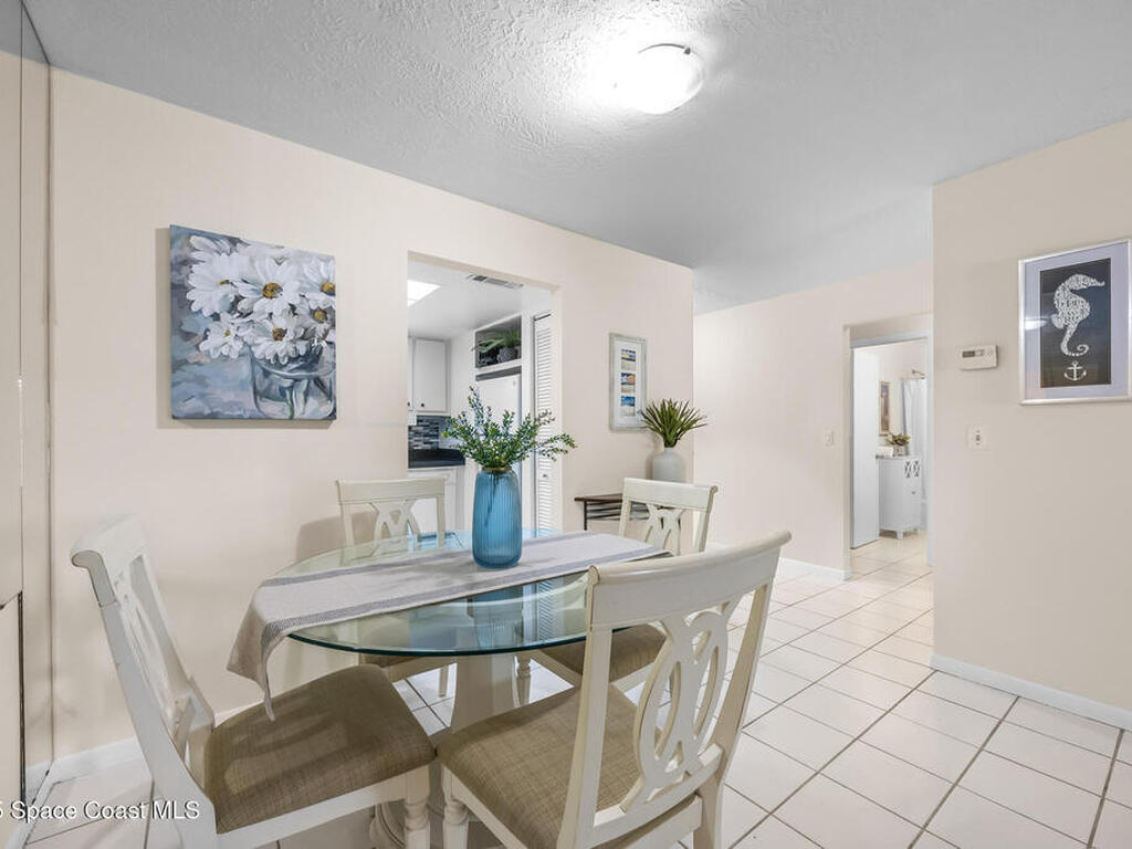 2334 Golf Lake Circle, Melbourne, FL 32935