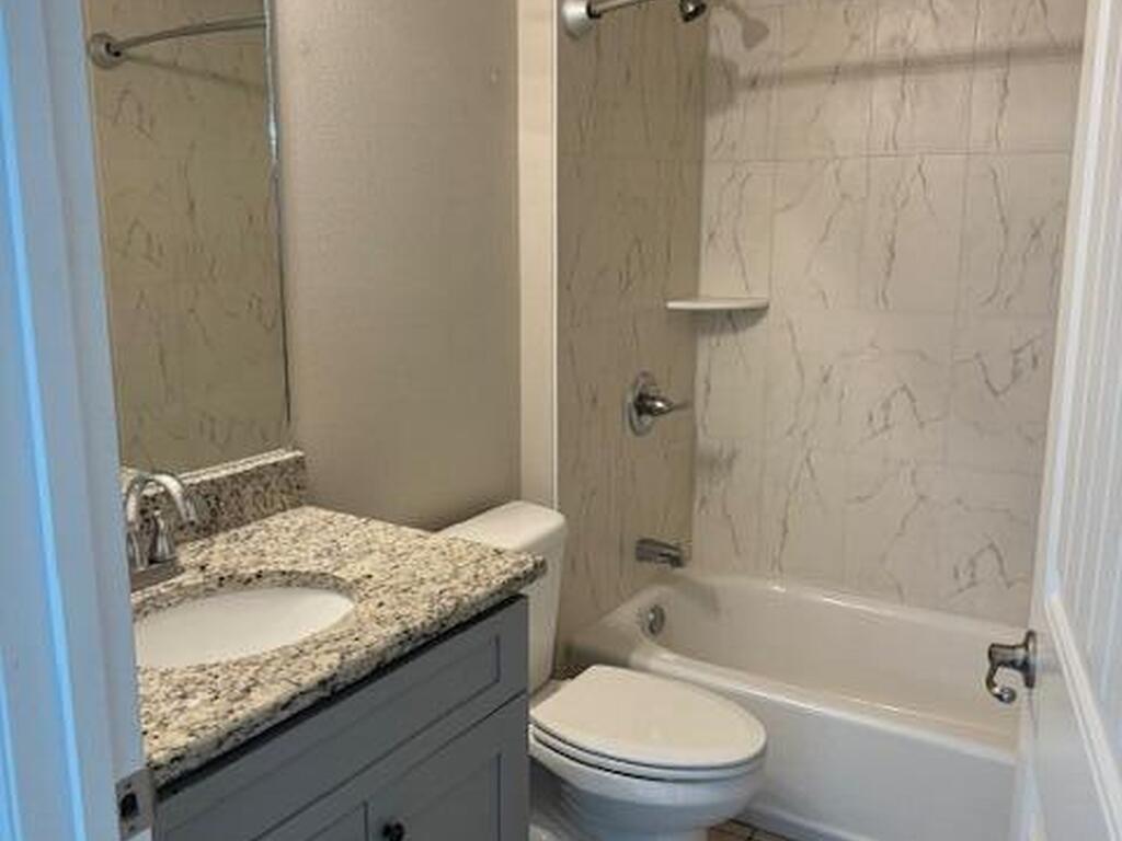 515 Holmes Avenue, Palm Bay, FL 32907