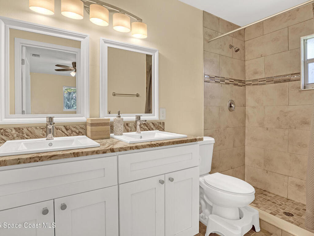 625 Kings Way, Merritt Island, FL 32953