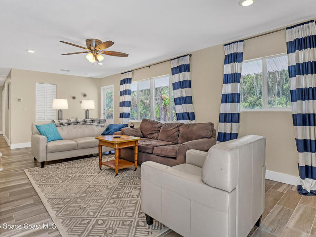 625 Kings Way, Merritt Island, FL 32953