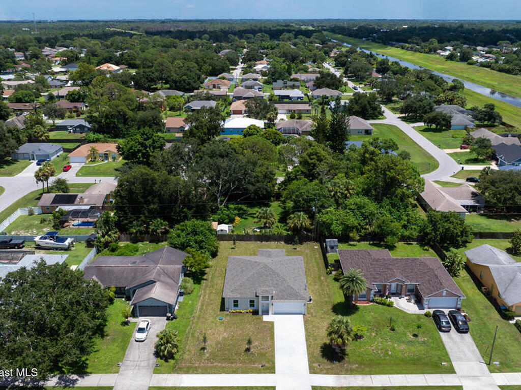 1105 Jupiter Boulevard, Palm Bay, FL 32907