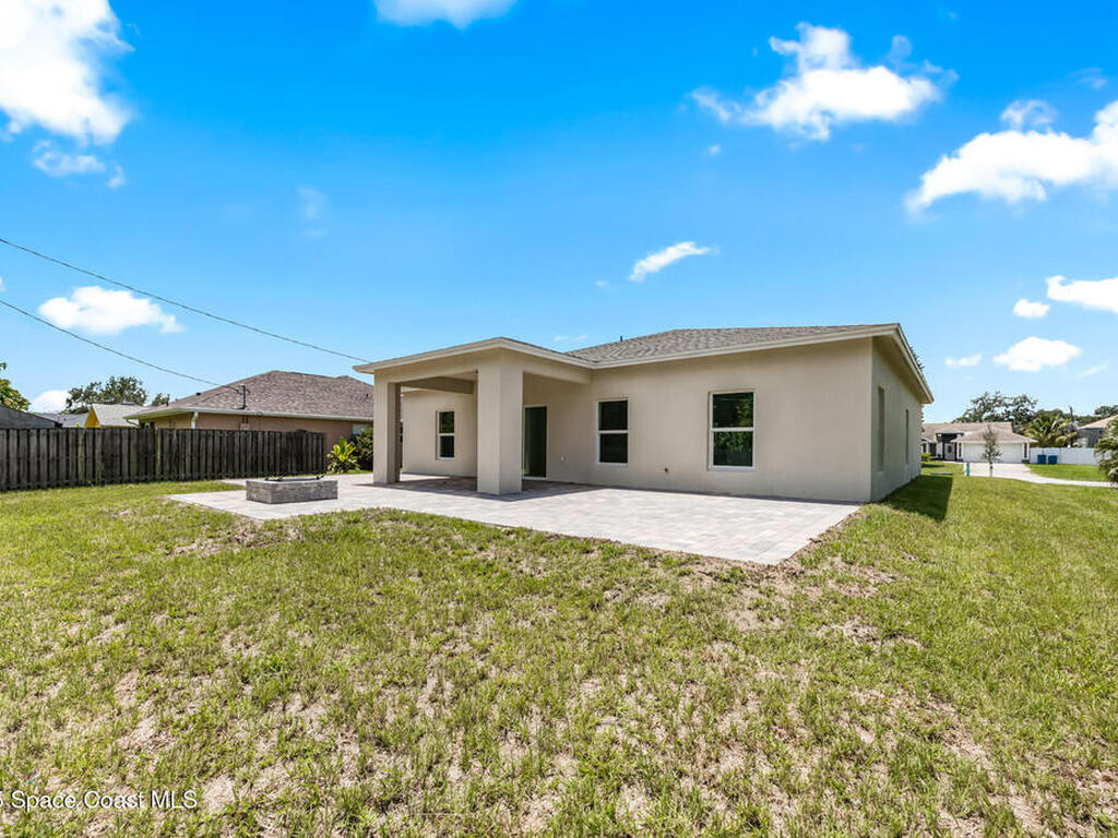 1105 Jupiter Boulevard, Palm Bay, FL 32907