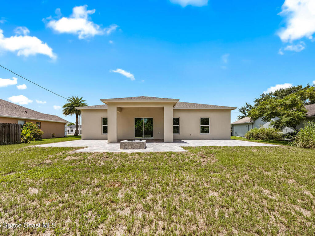 1105 Jupiter Boulevard, Palm Bay, FL 32907