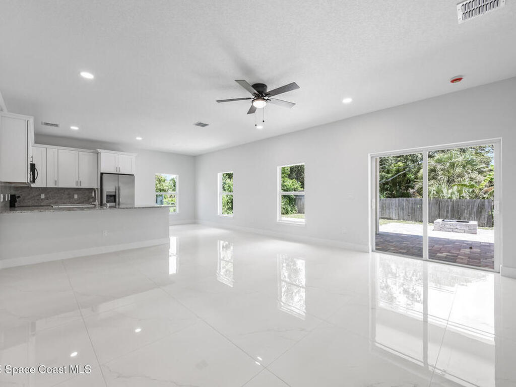 1105 Jupiter Boulevard, Palm Bay, FL 32907