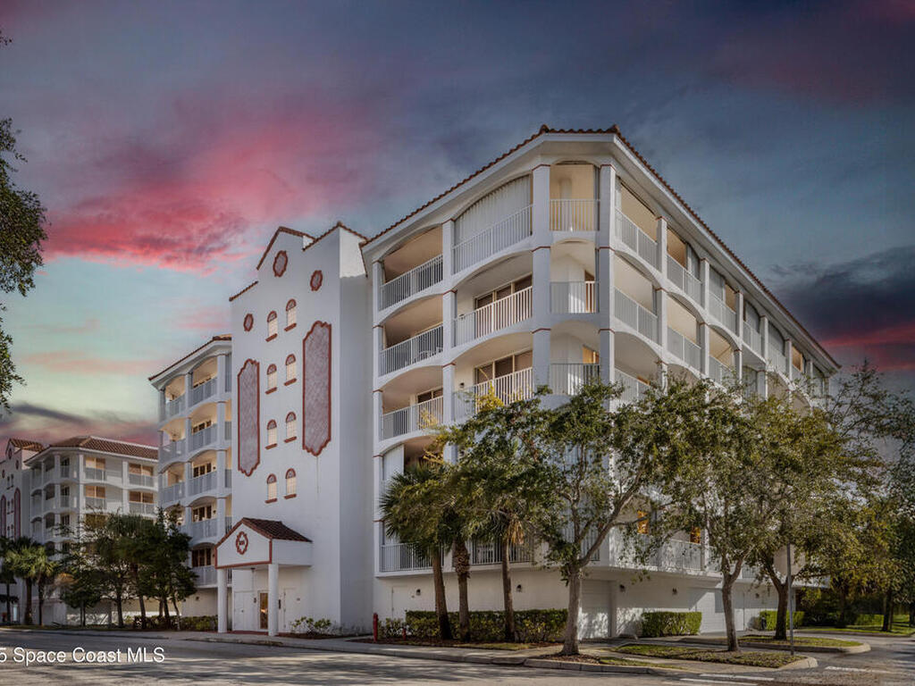 801 Del Rio Way, Merritt Island, FL 32953