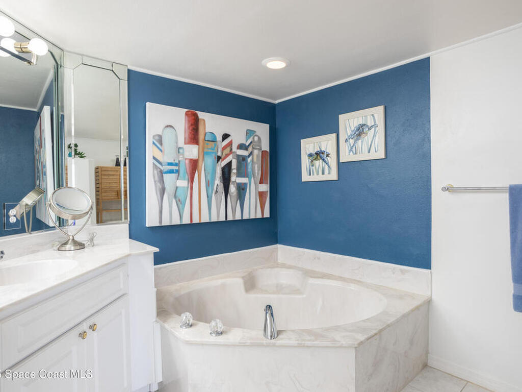 801 Del Rio Way, Merritt Island, FL 32953