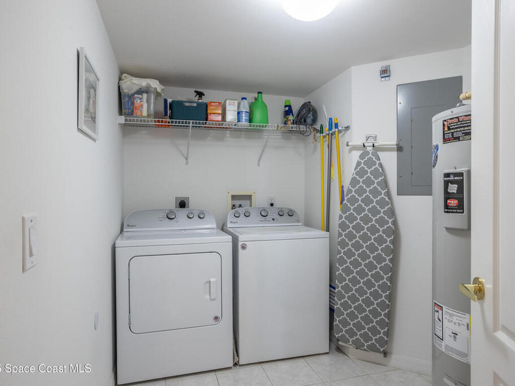 801 Del Rio Way, Merritt Island, FL 32953