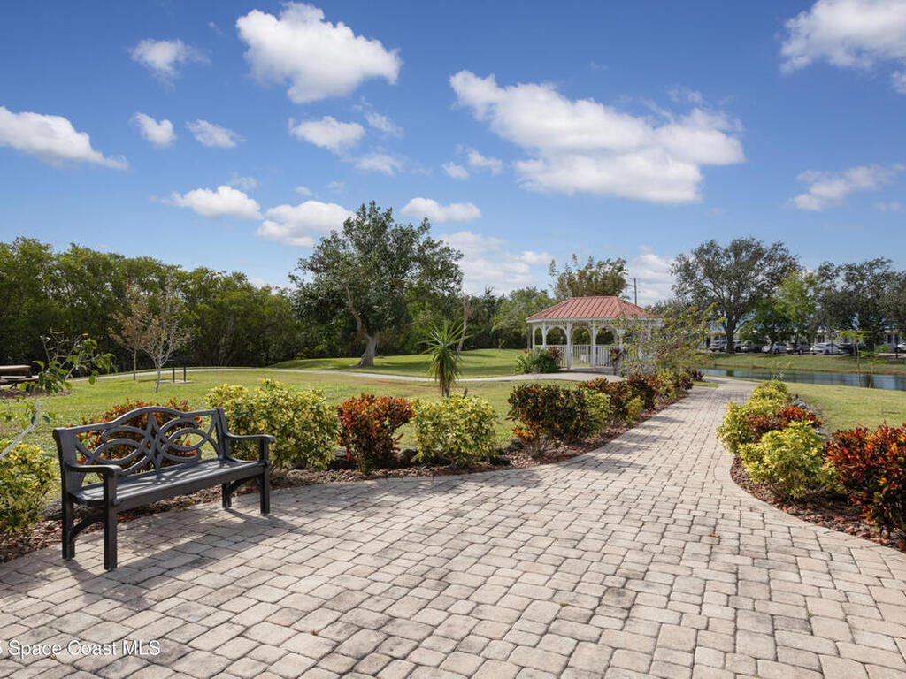 801 Del Rio Way, Merritt Island, FL 32953