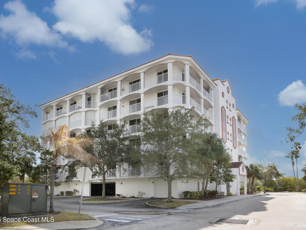 801 Del Rio Way, Merritt Island, FL 32953