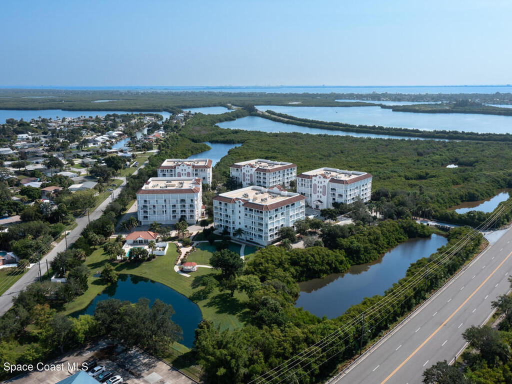 801 Del Rio Way, Merritt Island, FL 32953