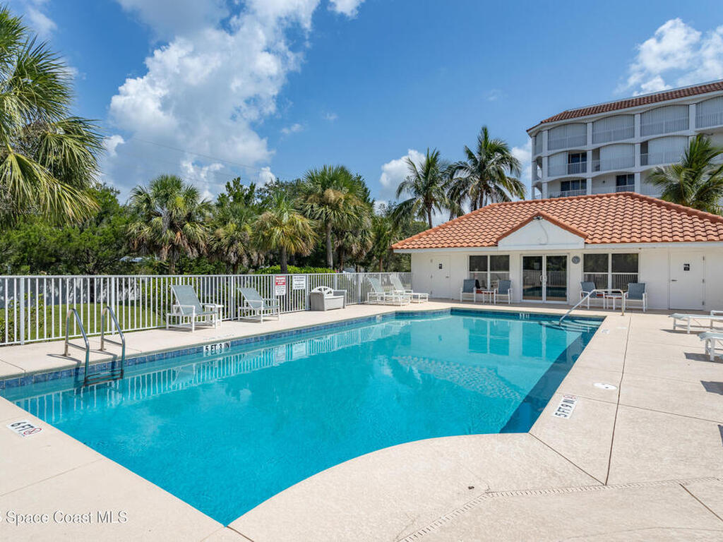 801 Del Rio Way, Merritt Island, FL 32953