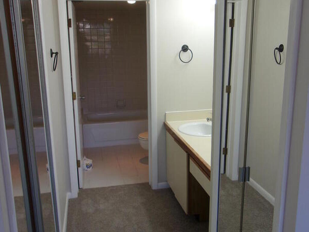 300 Columbia Drive, Cape Canaveral, FL 32920