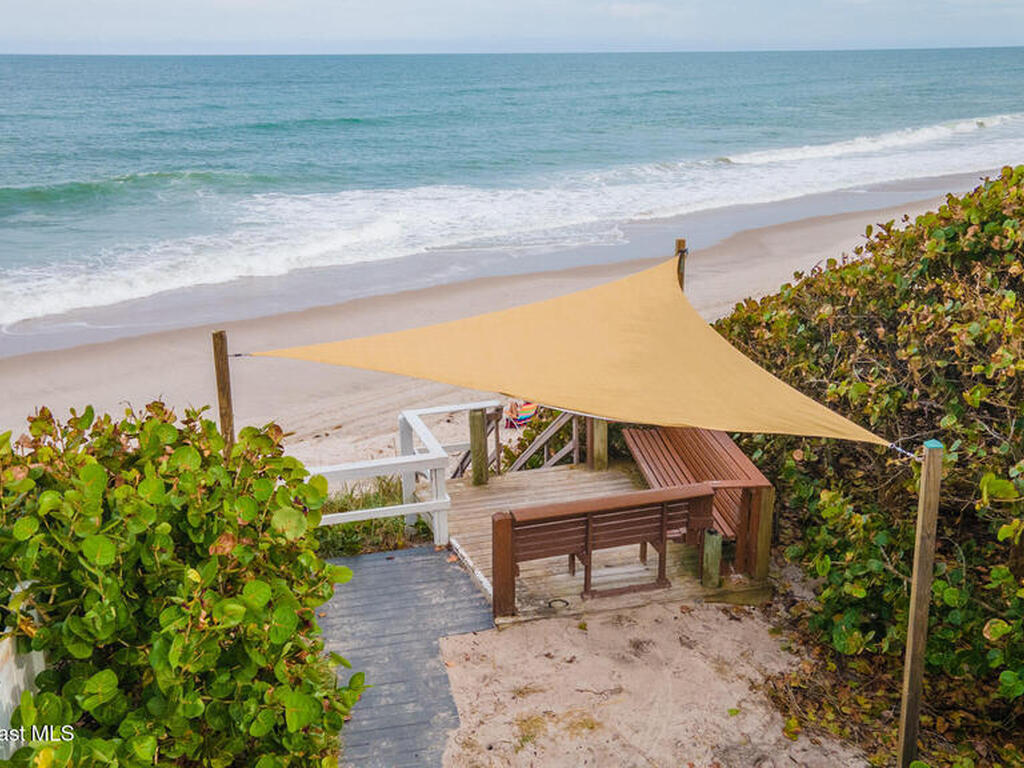 165 Casseekee Trail, Melbourne Beach, FL 32951