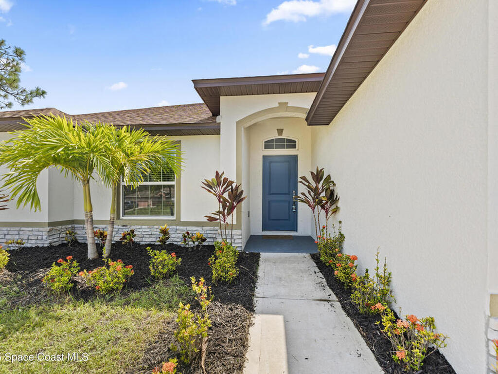 1938 Jupiter Boulevard, Palm Bay, FL 32908