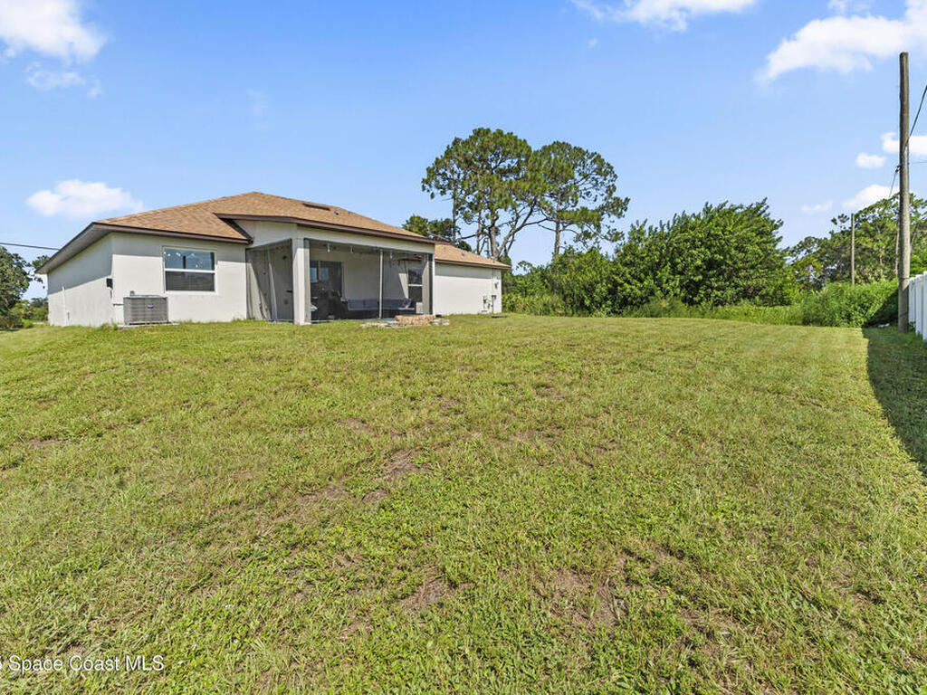 1938 Jupiter Boulevard, Palm Bay, FL 32908