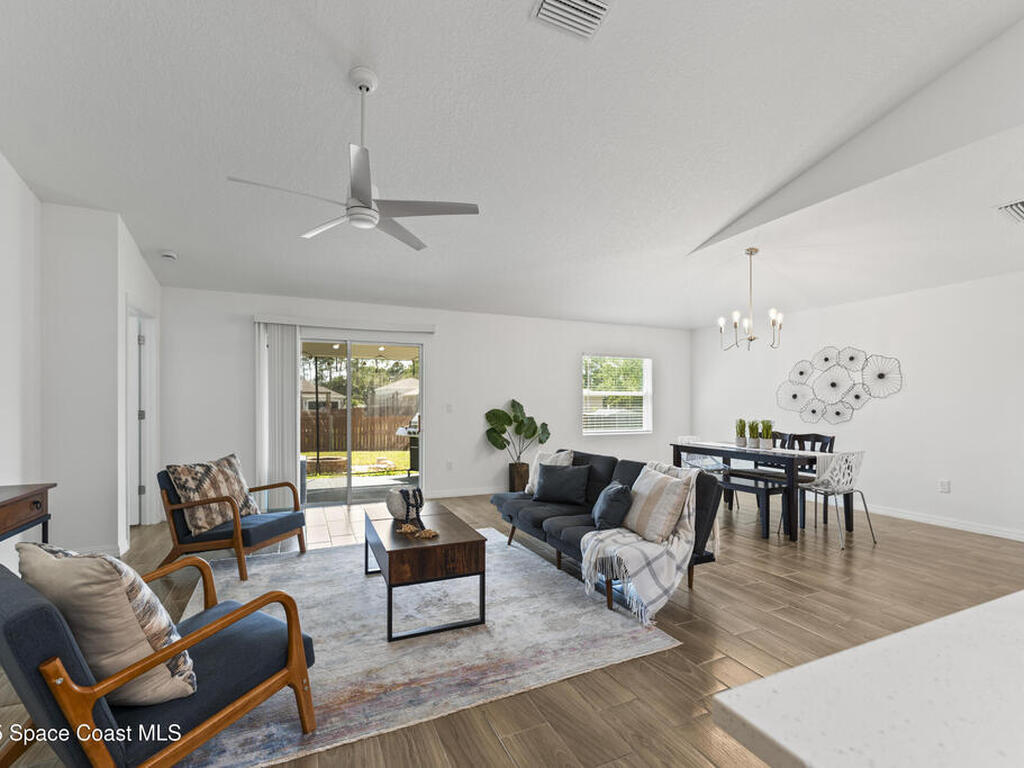 1938 Jupiter Boulevard, Palm Bay, FL 32908