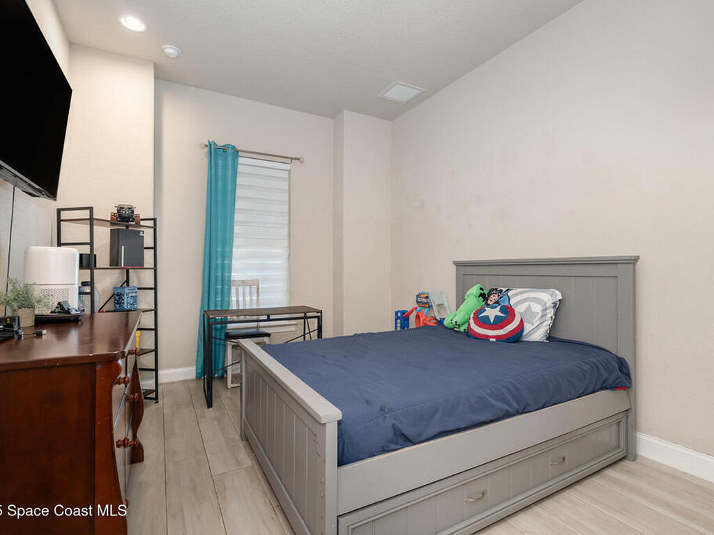 4065 Negal Circle, Melbourne, FL 32901