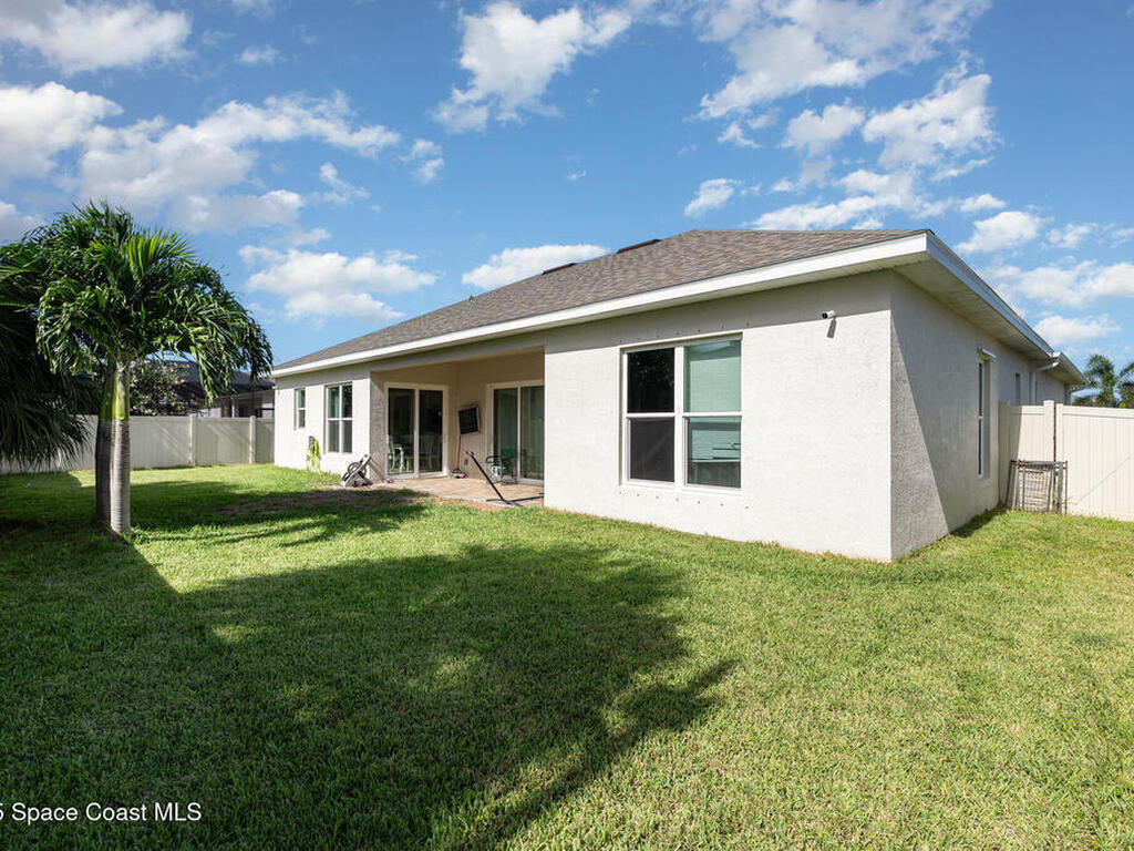 4065 Negal Circle, Melbourne, FL 32901