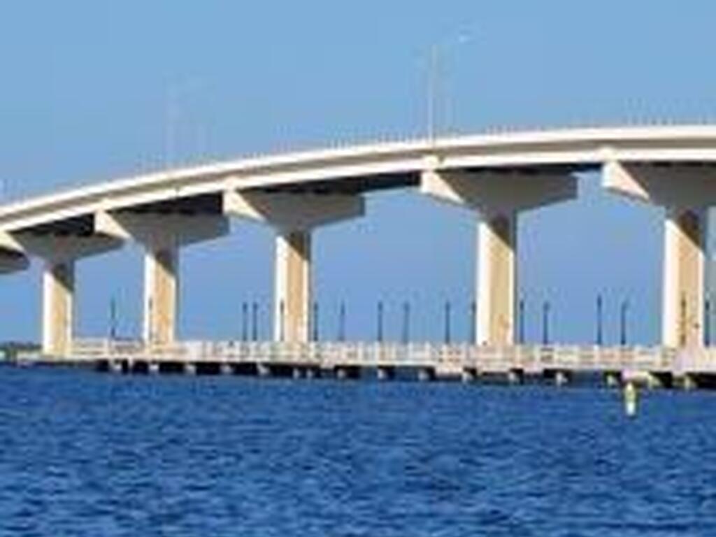 1264 Shady Pines Lane, Titusville, FL 32796