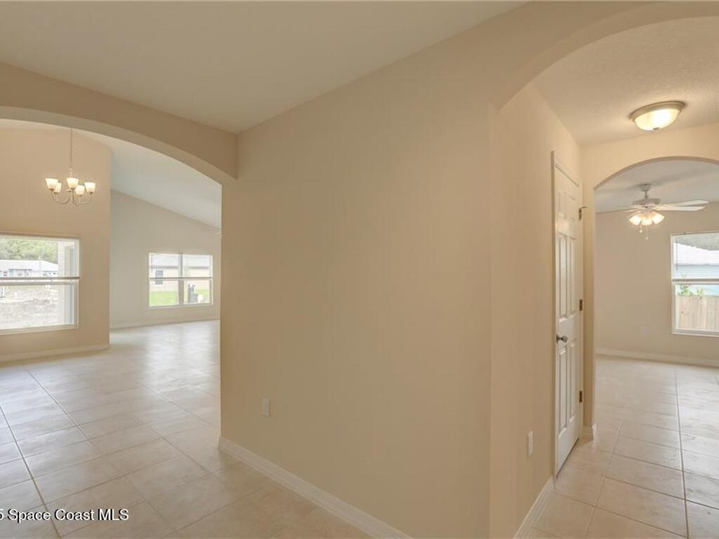 8415 99th Court, Vero Beach, FL 32967