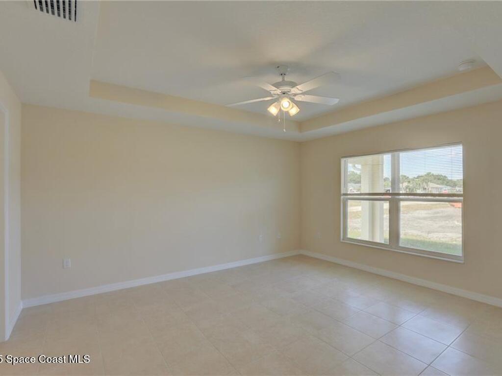 8415 99th Court, Vero Beach, FL 32967