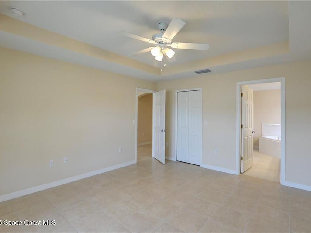 8415 99th Court, Vero Beach, FL 32967