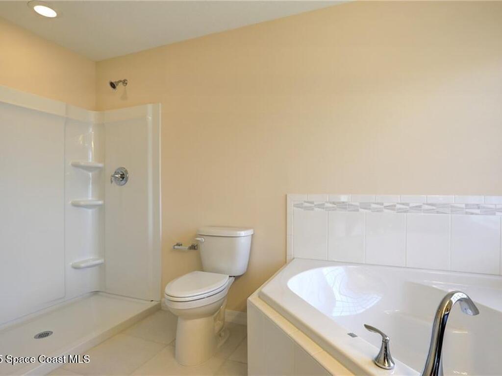 8415 99th Court, Vero Beach, FL 32967