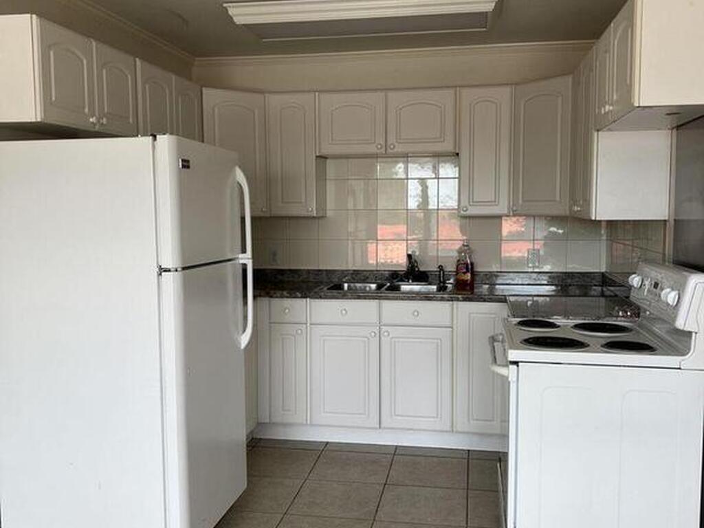 805 Forrest Avenue, Cocoa, FL 32922