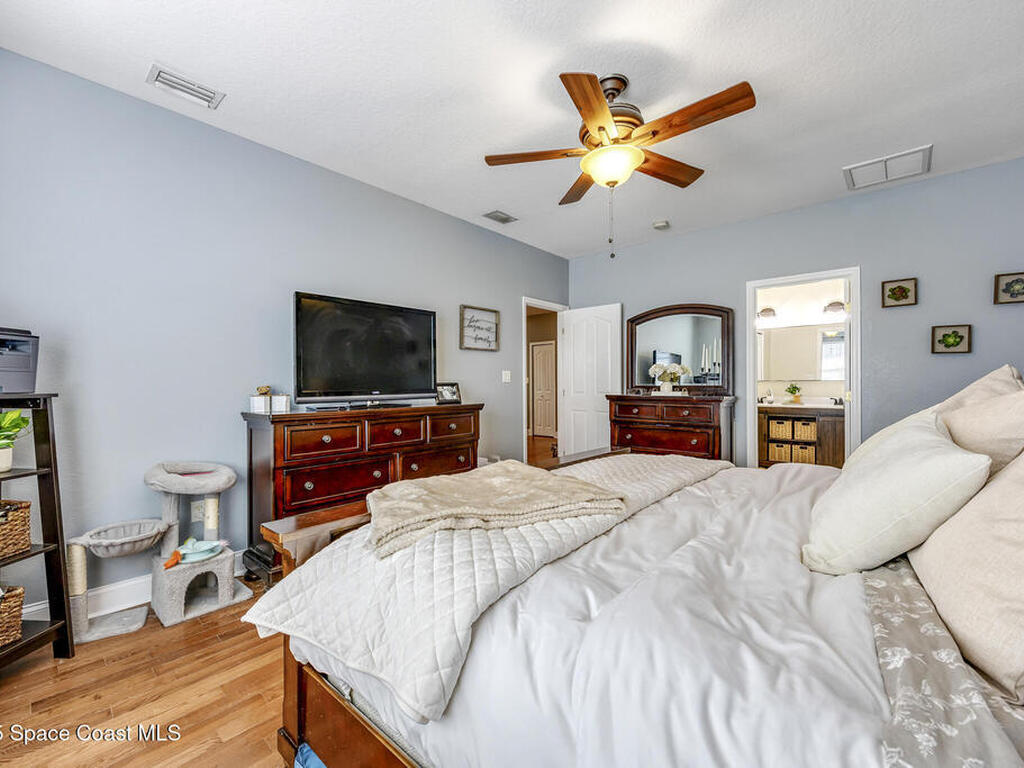 842 Parkwood Avenue, Titusville, FL 32796