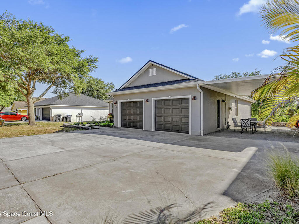 842 Parkwood Avenue, Titusville, FL 32796